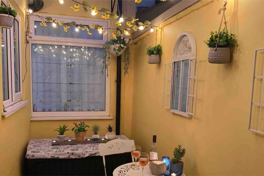 Lilly'S Cottage, Filey, Sleeps 8 Ngoại thất bức ảnh